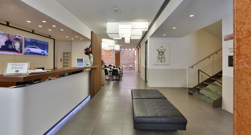 Imagen de los interiores del Hotel Best Western Plus De Capuleti. Foto 16