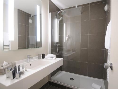 Imagen de la habitación del Hotel Best Western Plus De Chassieu. Foto 6