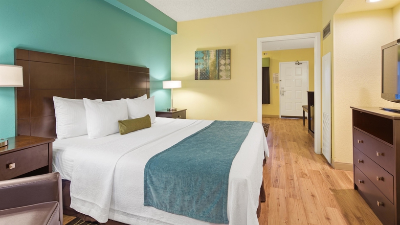 Imagen de la habitación del Hotel Best Western Plus Deerfield Beach Hotel y Suites. Foto 12