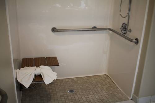 Imagen de la habitación del Hotel Best Western Plus Des Moines West Inn and Suites. Foto 5