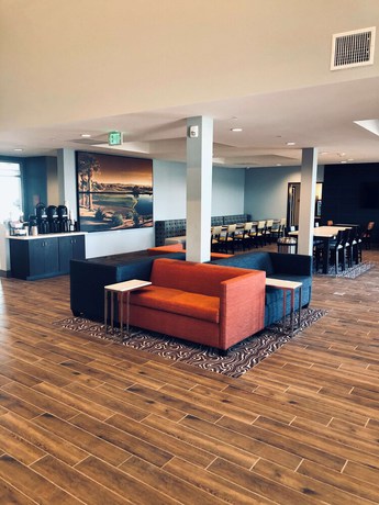 Imagen de los interiores del Hotel Best Western Plus Desert View Inn And Suites. Foto 17