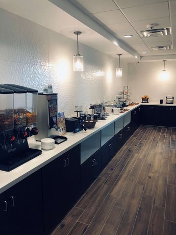 Imagen del bar/restaurante del Hotel Best Western Plus Desert View Inn And Suites. Foto 5