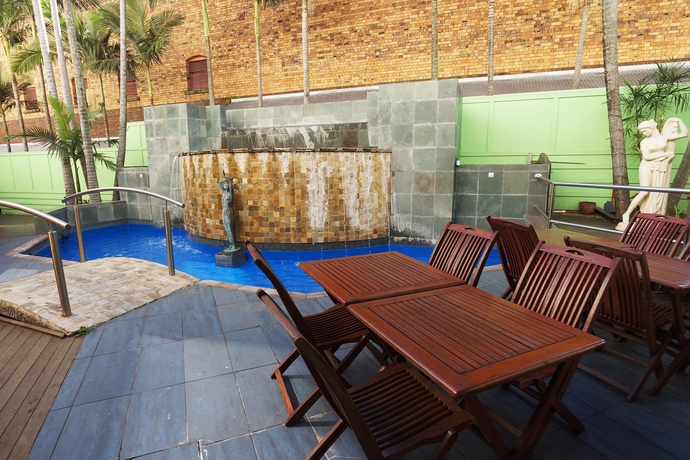 Imagen de los exteriores del Hotel Best Western Plus Diana. Foto 12