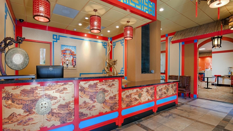 Imagen de los interiores del Hotel Best Western Plus Dragon Gate Inn. Foto 11