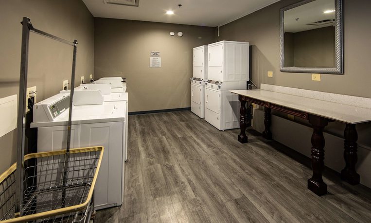 Imagen de los interiores del Hotel Best Western Plus Duluth / Sugarloaf. Foto 12