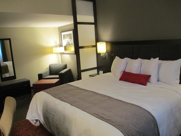 Imagen de la habitación del Hotel Best Western Plus Eastgate Inn and Suites, Regina. Foto 13