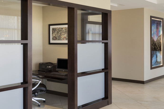 Imagen de los interiores del Hotel Best Western Plus Edmonton Airport Hotel. Foto 14
