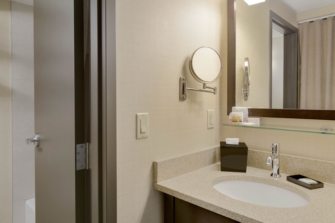 Imagen de la habitación del Hotel Best Western Plus Edmonton Airport Hotel. Foto 10