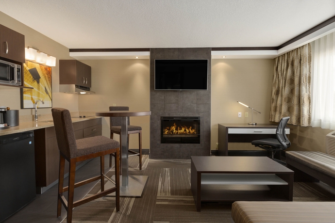 Imagen del bar/restaurante del Hotel Best Western Plus Edmonton Airport Hotel. Foto 4