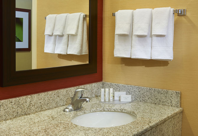 Imagen del bar/restaurante del Hotel Best Western Plus Elgin - Chicago. Foto 3