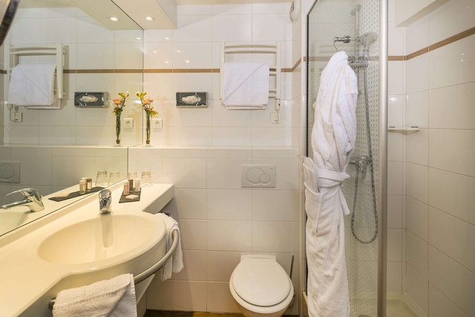 Imagen de la habitación del Hotel Best Western Plus Elixir Grasse. Foto 12
