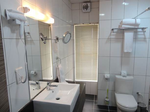 Imagen de la habitación del Hotel Best Western Plus Elomaz. Foto 6