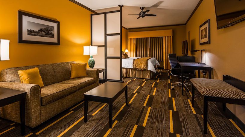 Imagen de la habitación del Hotel Best Western Plus Emerald Inn and Suites. Foto 6