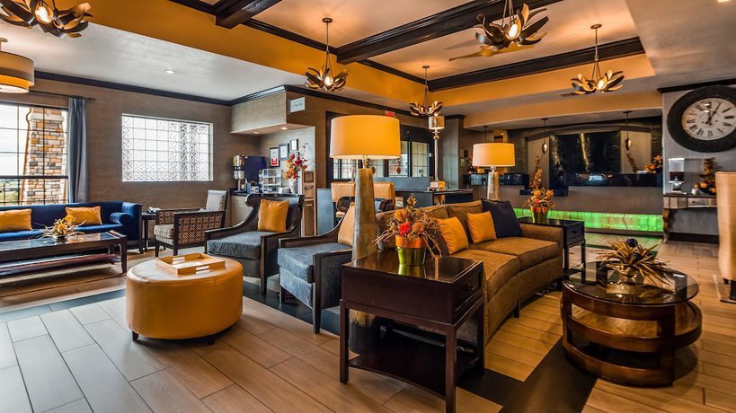 Imagen de los interiores del Hotel Best Western Plus Emerald Inn and Suites. Foto 19