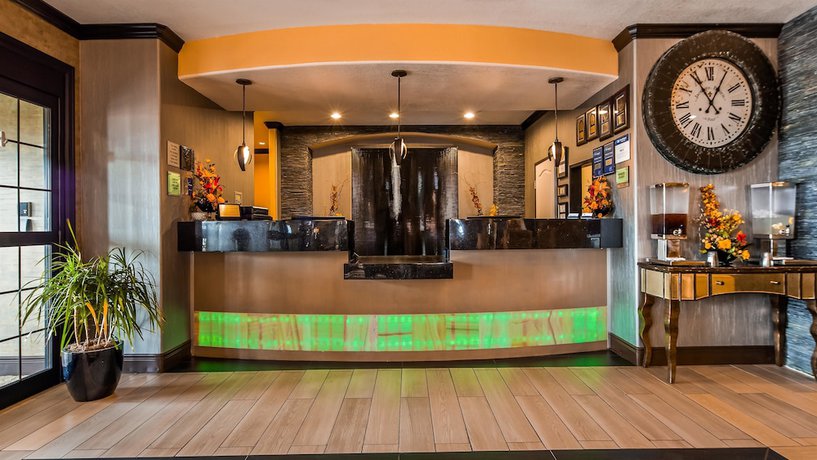 Imagen de los interiores del Hotel Best Western Plus Emerald Inn and Suites. Foto 20