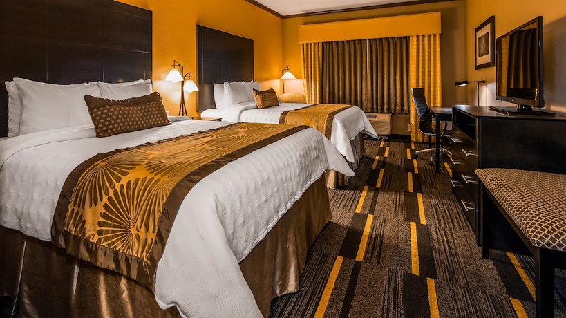 Imagen de la habitación del Hotel Best Western Plus Emerald Inn and Suites. Foto 12