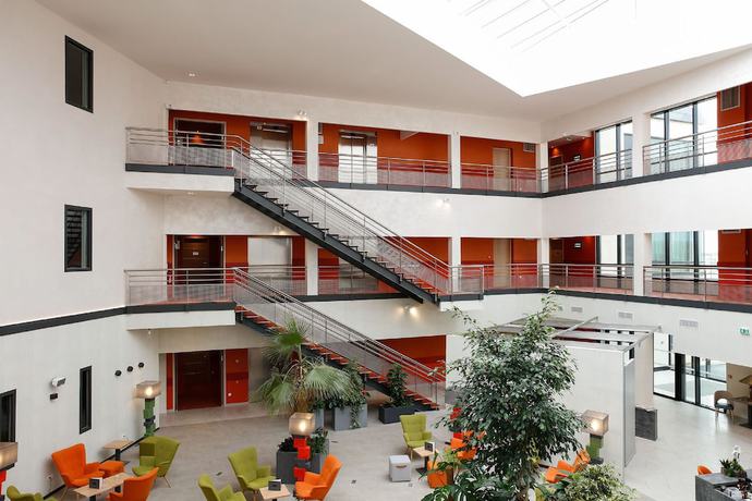 Imagen de los interiores del Hotel Best Western Plus Escapade Senlis. Foto 16