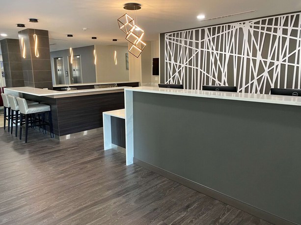 Imagen de los interiores del Hotel Best Western Plus Executive Residency Antioch Inn. Foto 18