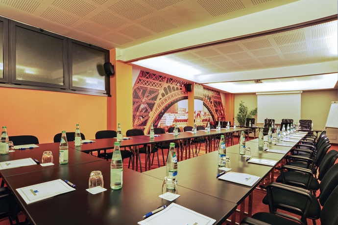 Imagen de los interiores del Hotel Best Western Plus Expo. Foto 10