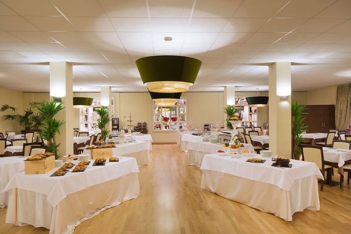 Imagen del bar/restaurante del Hotel Best Western Plus Expo. Foto 3