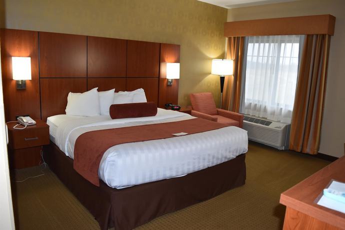 Imagen de la habitación del Hotel Best Western Plus Finger Lakes Inn & Suites. Foto 4