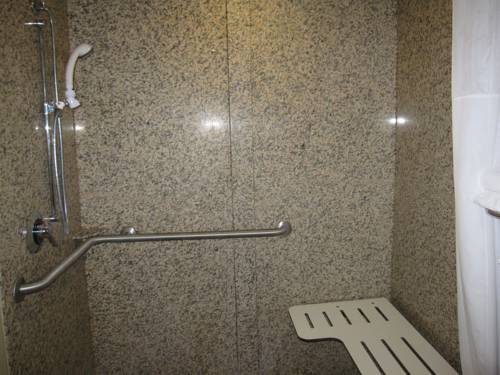 Imagen general del Hotel Best Western Plus First Coast Inn and Suites. Foto 1