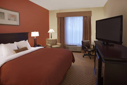 Imagen de la habitación del Hotel Best Western Plus First Coast Inn and Suites. Foto 11