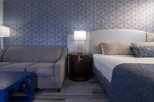 Imagen de la habitación del Hotel Best Western Plus Franklin Square Inn. Foto 9