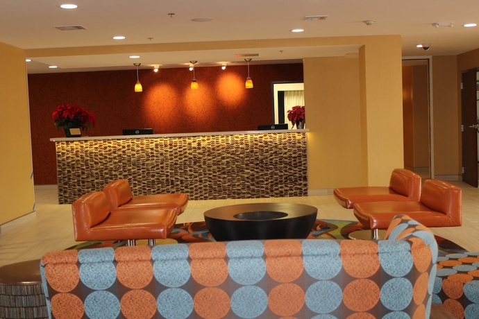 Imagen de los interiores del Hotel Best Western Plus Fresno Airport. Foto 18