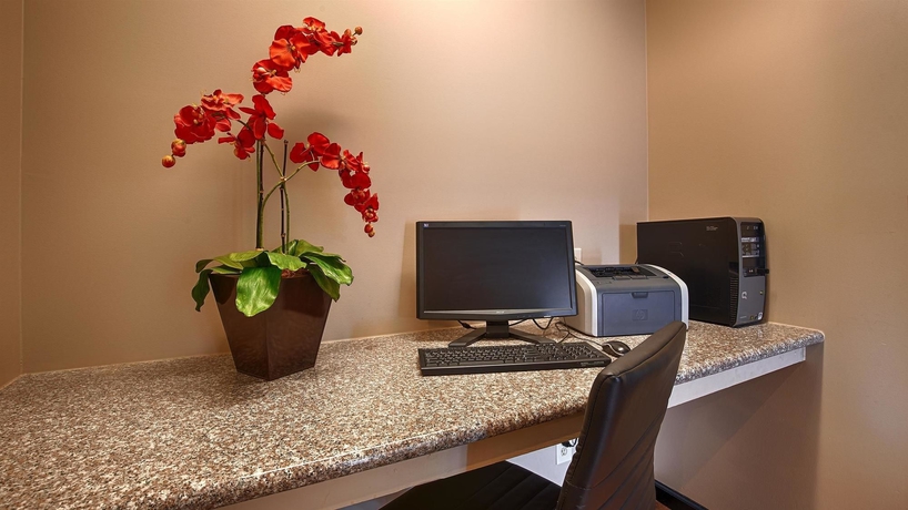 Imagen de los interiores del Hotel Best Western Plus Gen X Inn. Foto 9