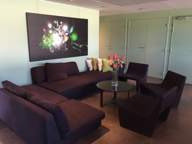 Imagen de los interiores del Hotel Best Western Plus Gergovie. Foto 13