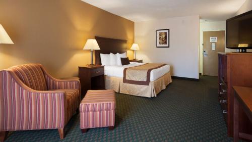 Imagen de la habitación del Hotel Best Western Plus Governor's Inn. Foto 6