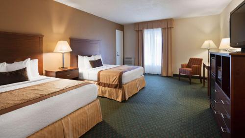 Imagen de la habitación del Hotel Best Western Plus Governor's Inn. Foto 8