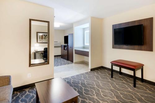 Imagen de la habitación del Hotel Best Western Plus Grand Castle Inn & Suites Grand Rapids West. Foto 5