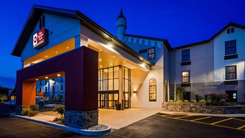 Imagen general del Hotel Best Western Plus Grand Castle Inn & Suites Grand Rapids West. Foto 3