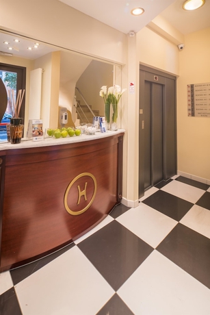 Imagen de los interiores del Hotel Best Western Plus Grand Hotel Victor Hugo. Foto 18