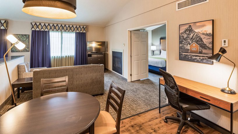Imagen de la habitación del Hotel Best Western Plus Grant Creek Inn. Foto 4