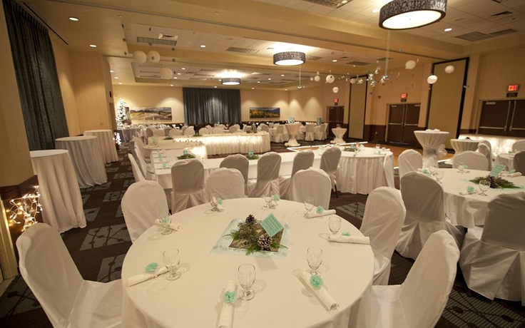 Imagen de los interiores del Hotel Best Western Plus Grantree Inn. Foto 16
