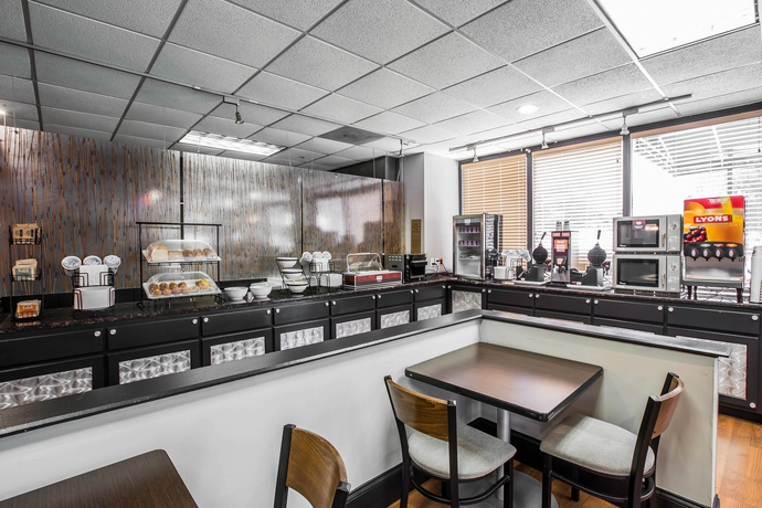 Imagen del bar/restaurante del Hotel Best Western Plus Greenville I-385 Inn and Suites. Foto 4