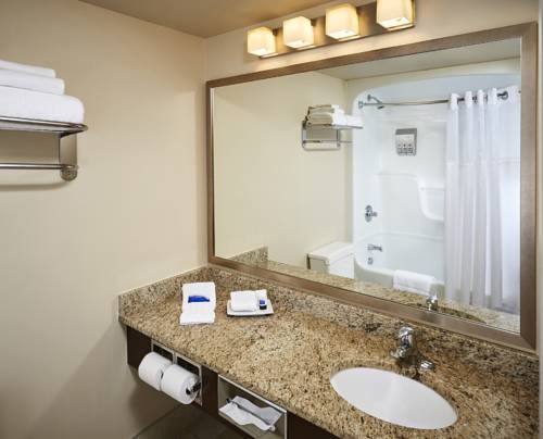 Imagen de la habitación del Hotel Best Western Plus Guildwood Inn. Foto 3