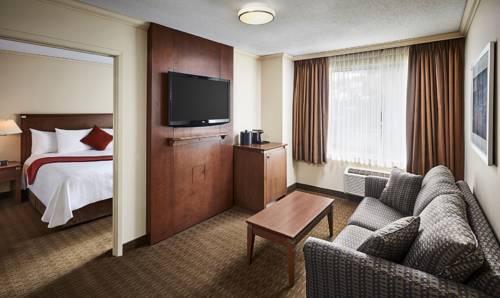 Imagen de la habitación del Hotel Best Western Plus Guildwood Inn. Foto 5