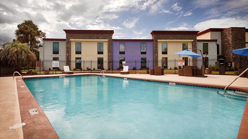 Imagen de la piscina del Hotel Best Western Plus Hardeeville Inn and Suites. Foto 19