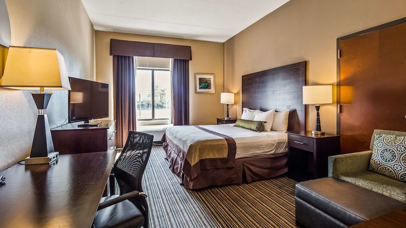 Imagen de la habitación del Hotel Best Western Plus Harrisburg East Inn And Suites. Foto 13