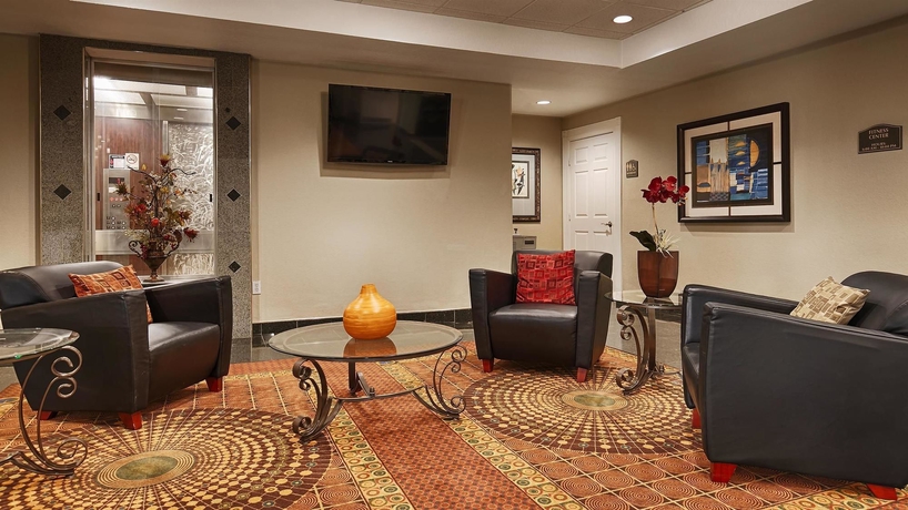 Imagen de los interiores del Hotel Best Western Plus Heritage Inn, Houston. Foto 8