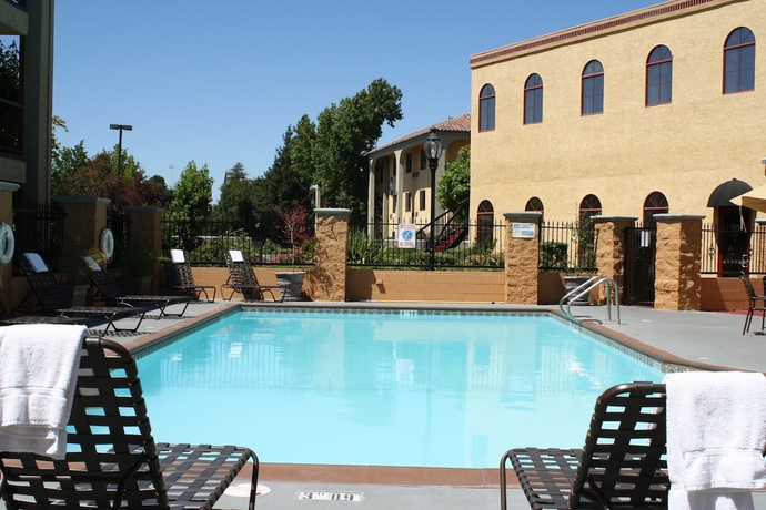 Imagen de la piscina del Hotel Best Western Plus Heritage Inn, Stockton. Foto 17