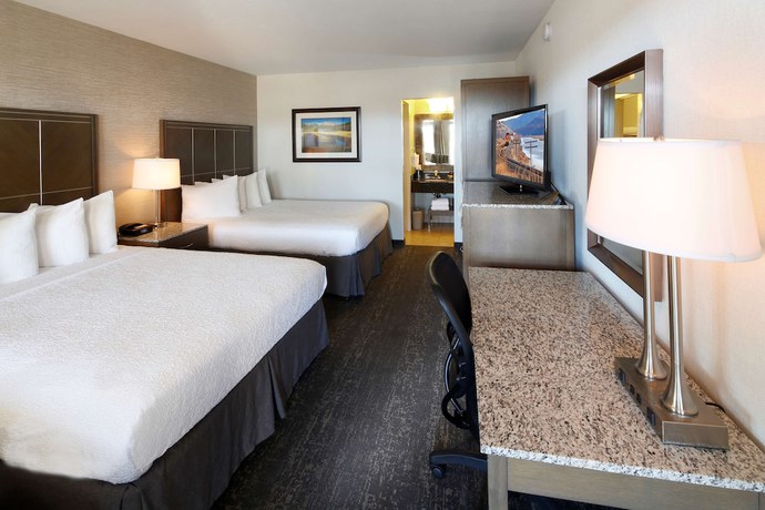 Imagen de la habitación del Hotel Best Western Plus Hilltop Inn. Foto 2