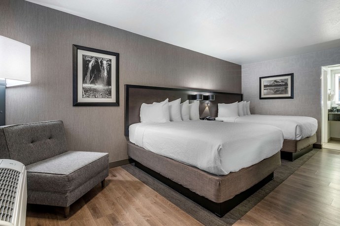 Imagen de la habitación del Hotel Best Western Plus Hilltop Inn. Foto 6