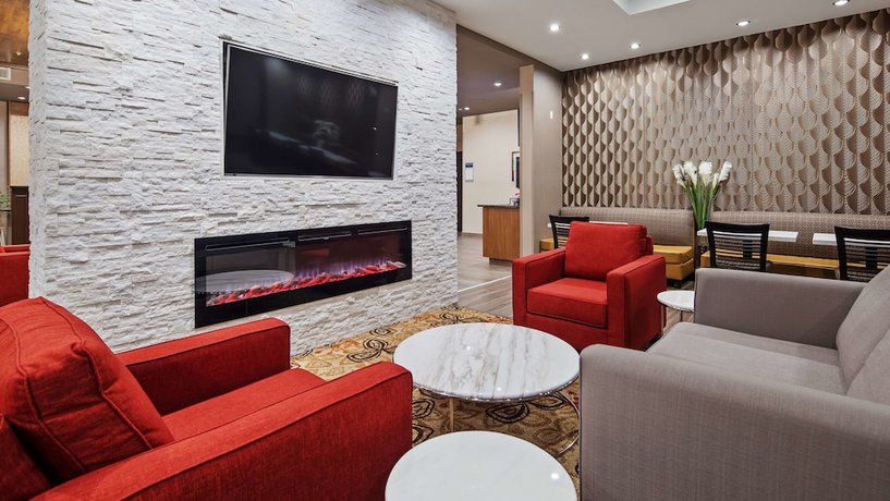 Imagen de los interiores del Hotel Best Western Plus Hinton Inn And Suites. Foto 15