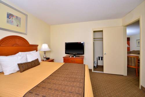 Imagen de la habitación del Hotel Best Western Plus Holiday Sands Inn and Suites. Foto 5