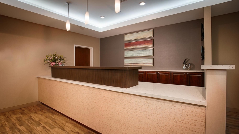 Imagen de los interiores del Hotel Best Western Plus Hotel At The Convention Center. Foto 15